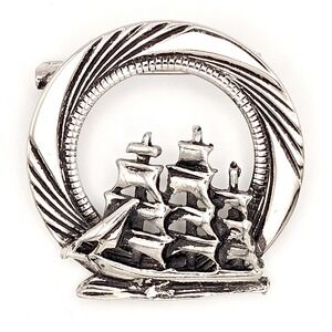 Silver Tone Round Full-Rigged Clipper Ship Brooch Pin‎ Nautical Maritime Vintage